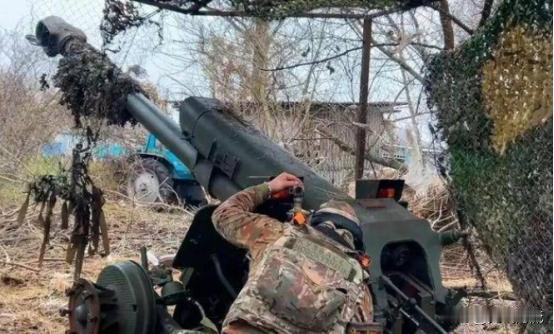 俄乌打三年，苏联遗留问题爆发？毛主席69年前给的建议现在才懂。俄乌打仗已经打了