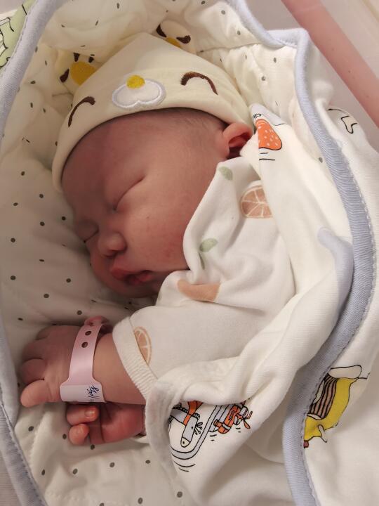 38岁高龄产妇-母子平安（自怀）
