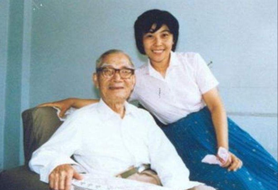 1967年，妻子刚去世，快80岁的茅以升就和6个孩子商议，想要续娶。当他说出女人