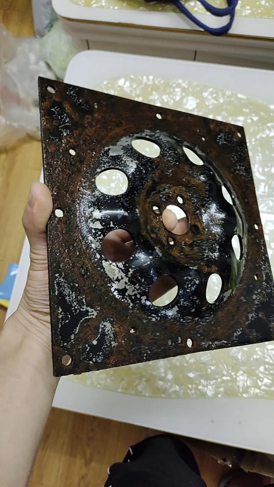 商家的小心思总是藏在你看不见的地方。比如洗衣机的这个法兰盘。一两千的洗衣机。