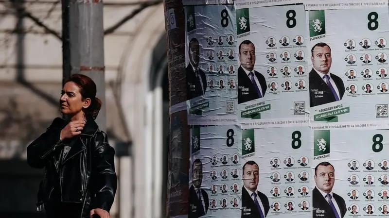 保加利亚将于周日举行提前议会选举——这是五年内的第八次提前选举。共有24个政党和