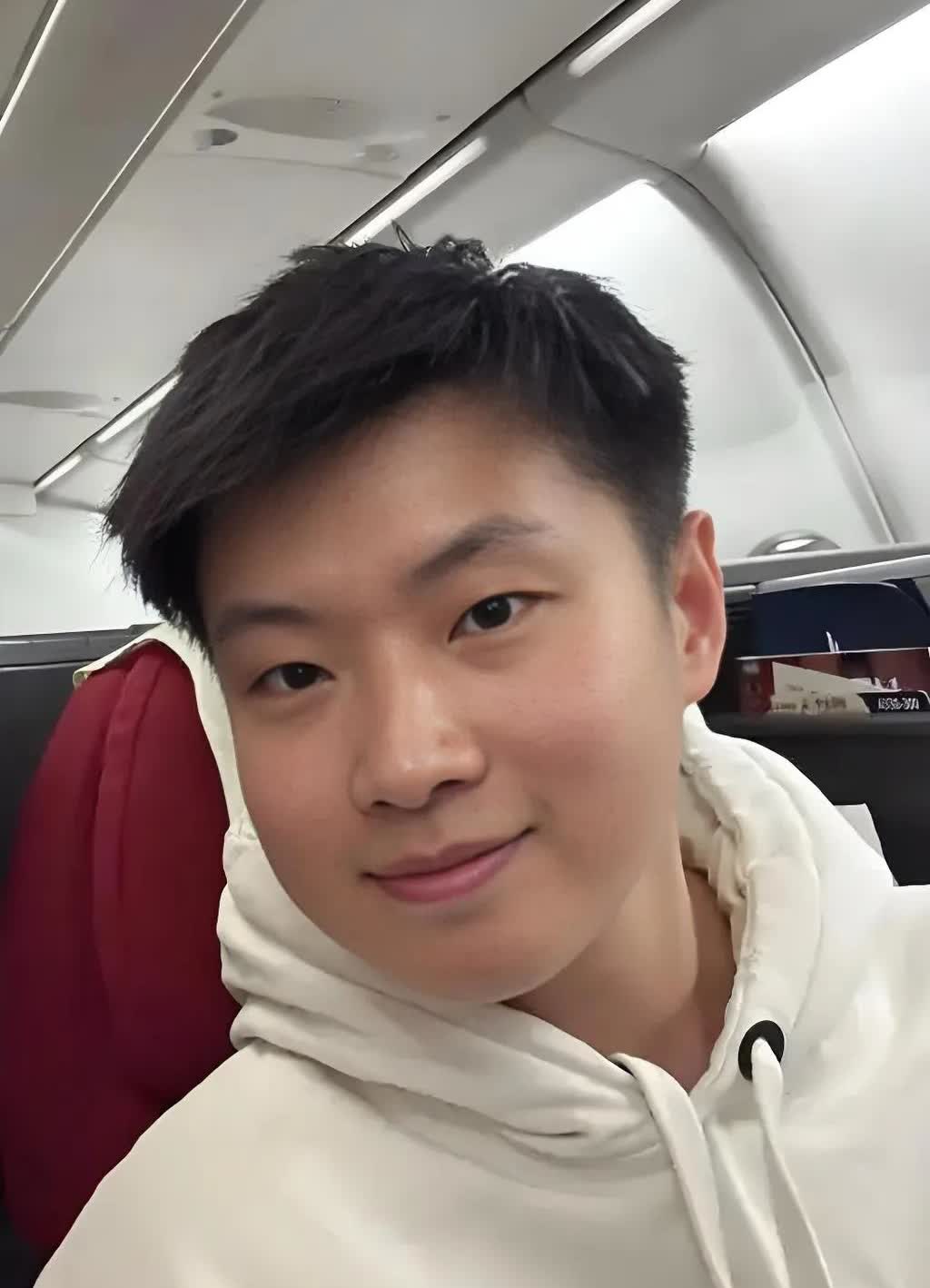 赵心童，5：10惜败凯伦威尔逊，他的赛后采访忍不住让人泪目。主持
