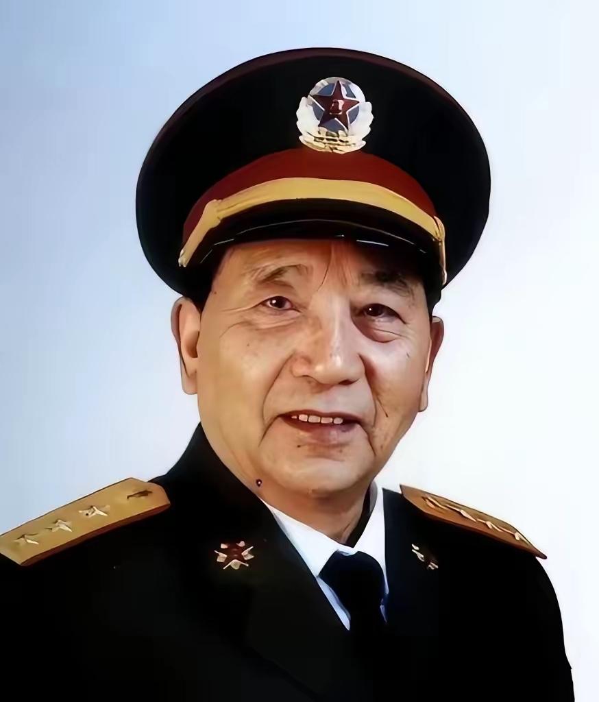 秦将军落难时，儿子突然生病，医院怕受牵连不肯治疗。当时他还是上尉，不顾政治风险，