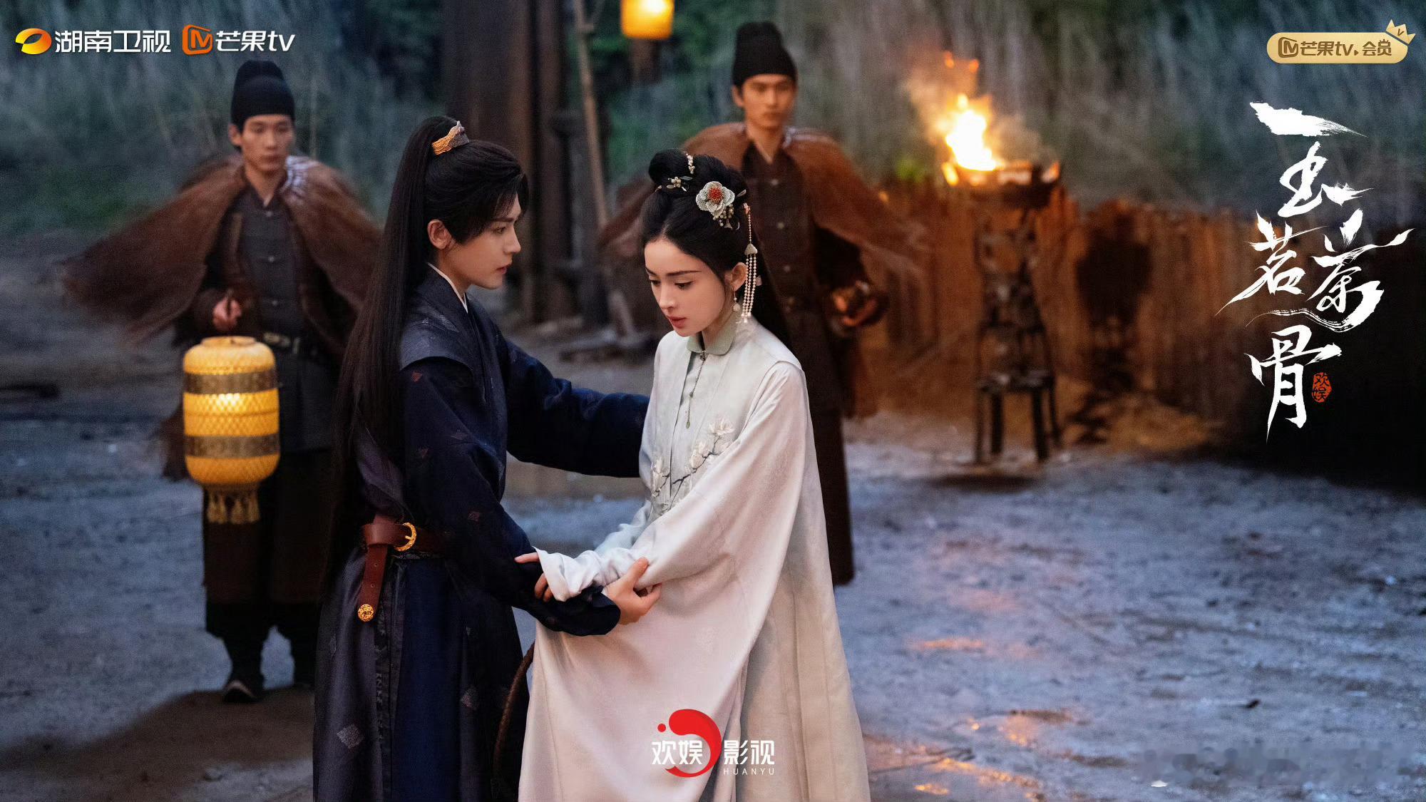 最离谱的二创舞到侯明昊娜扎面前娜扎直播提生子二创太有梗！侯明昊害羞追着问，姐还