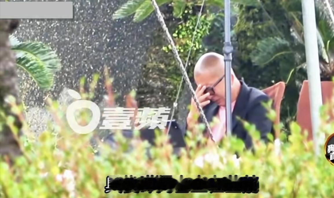 大S冥诞这天，不得不说，具俊晔真的是太重情义了，一开始以为他是在演戏，那现在真的