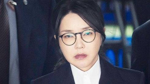 10日消息，韩国首尔中央地方法院刑事合议27庭已将金建希女士涉嫌违反《资本市场法