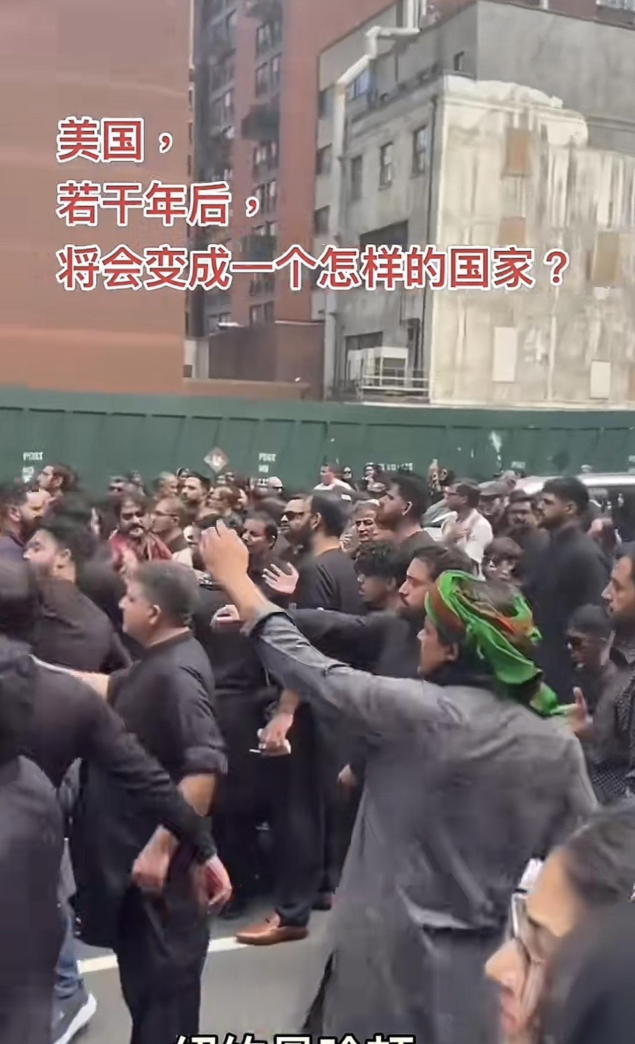 “巧克力”与“头巾”不止“占领”了欧洲，连大漂亮也被“沦陷”了，看看满大街都是巧