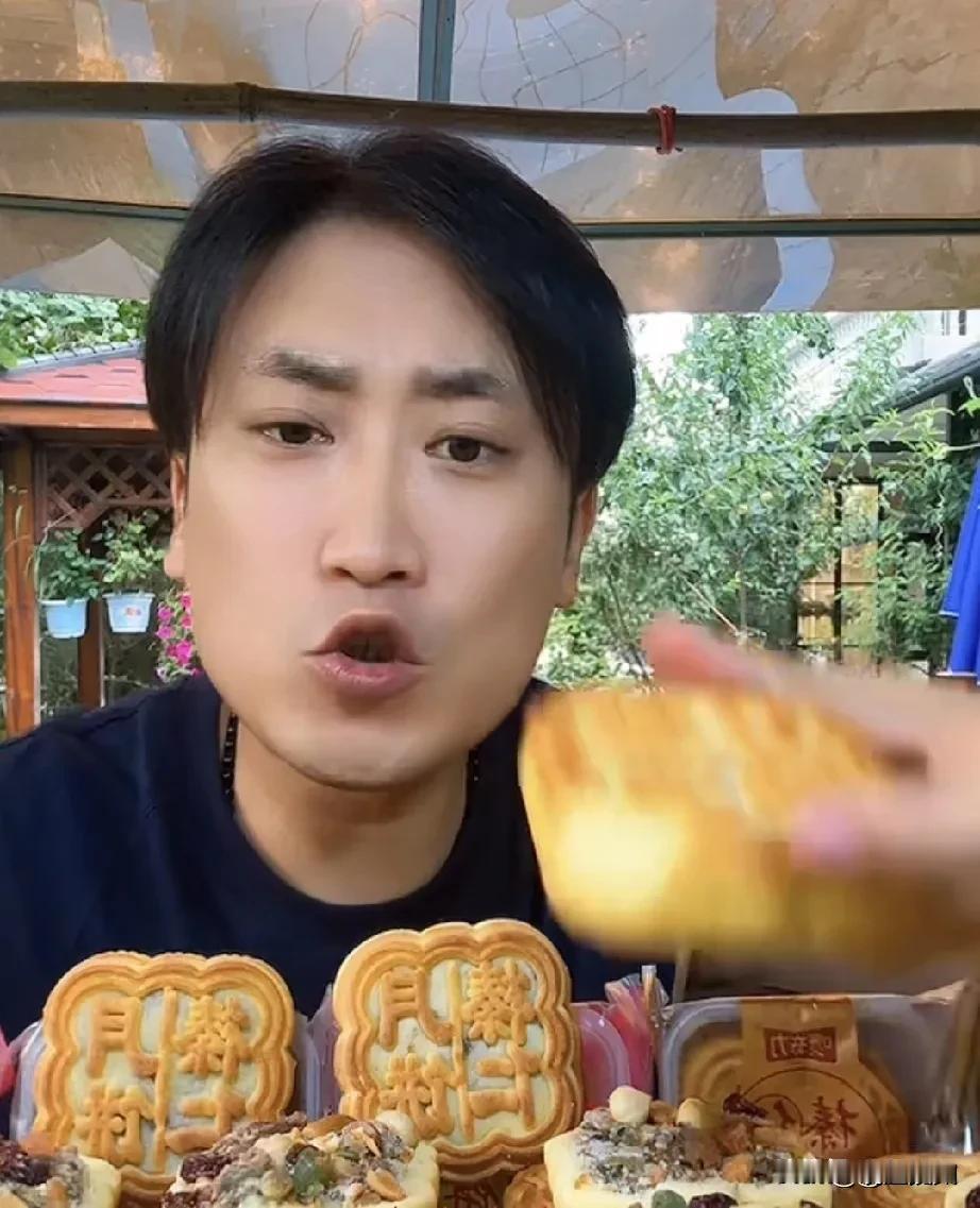 我真怀疑以后赵大牛能不能镇得住赵本山这些徒弟。前天谢永强在直不少人都在讨论谢永
