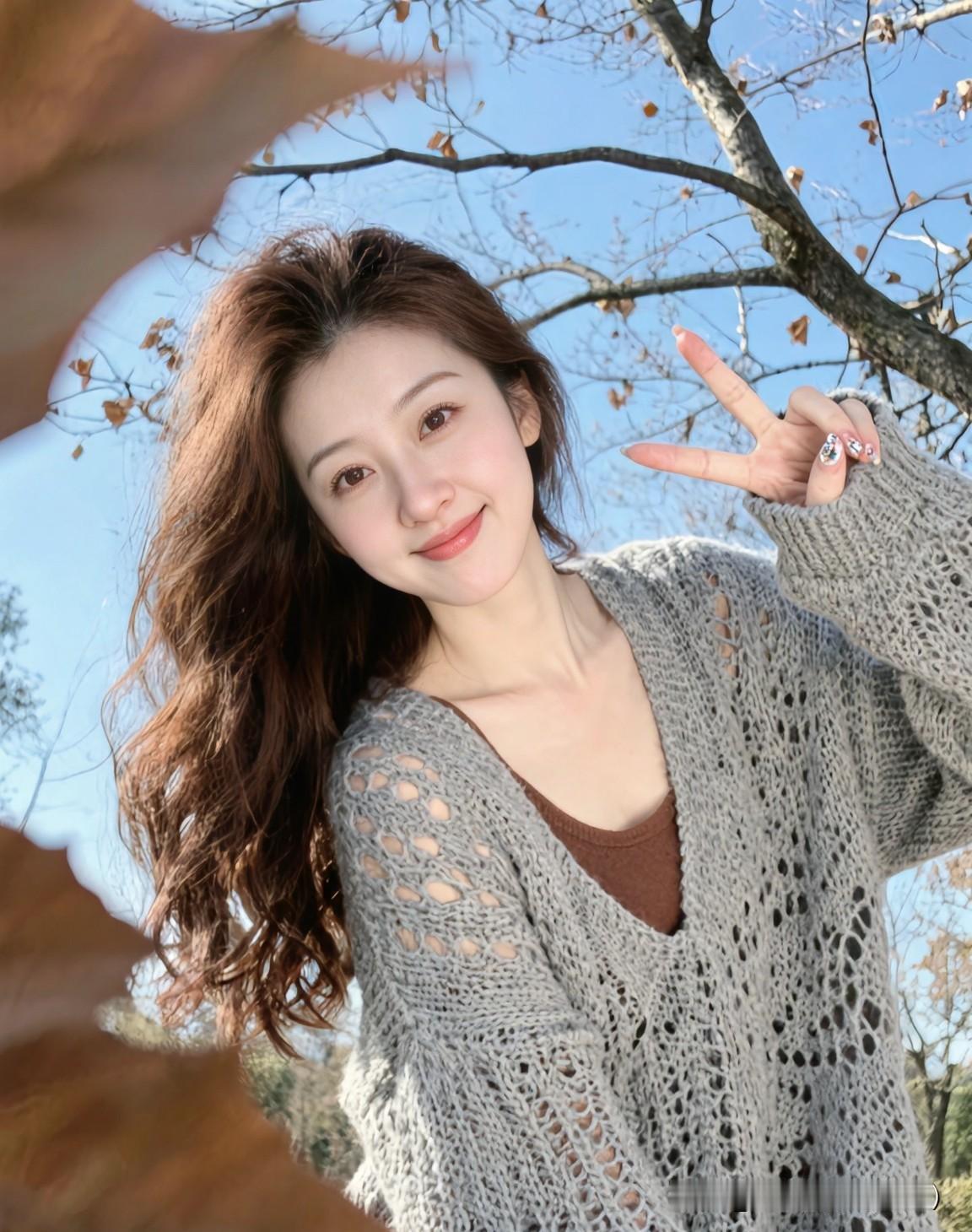 谁还没个熬不住的时刻，总想找座山靠靠，不用自己硬撑着往前走。可试过才知道，