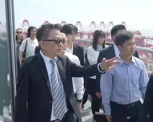 首次！台湾民众党组团来大陆了这次是他的中评会主席带领青年团来的这是该党建立
