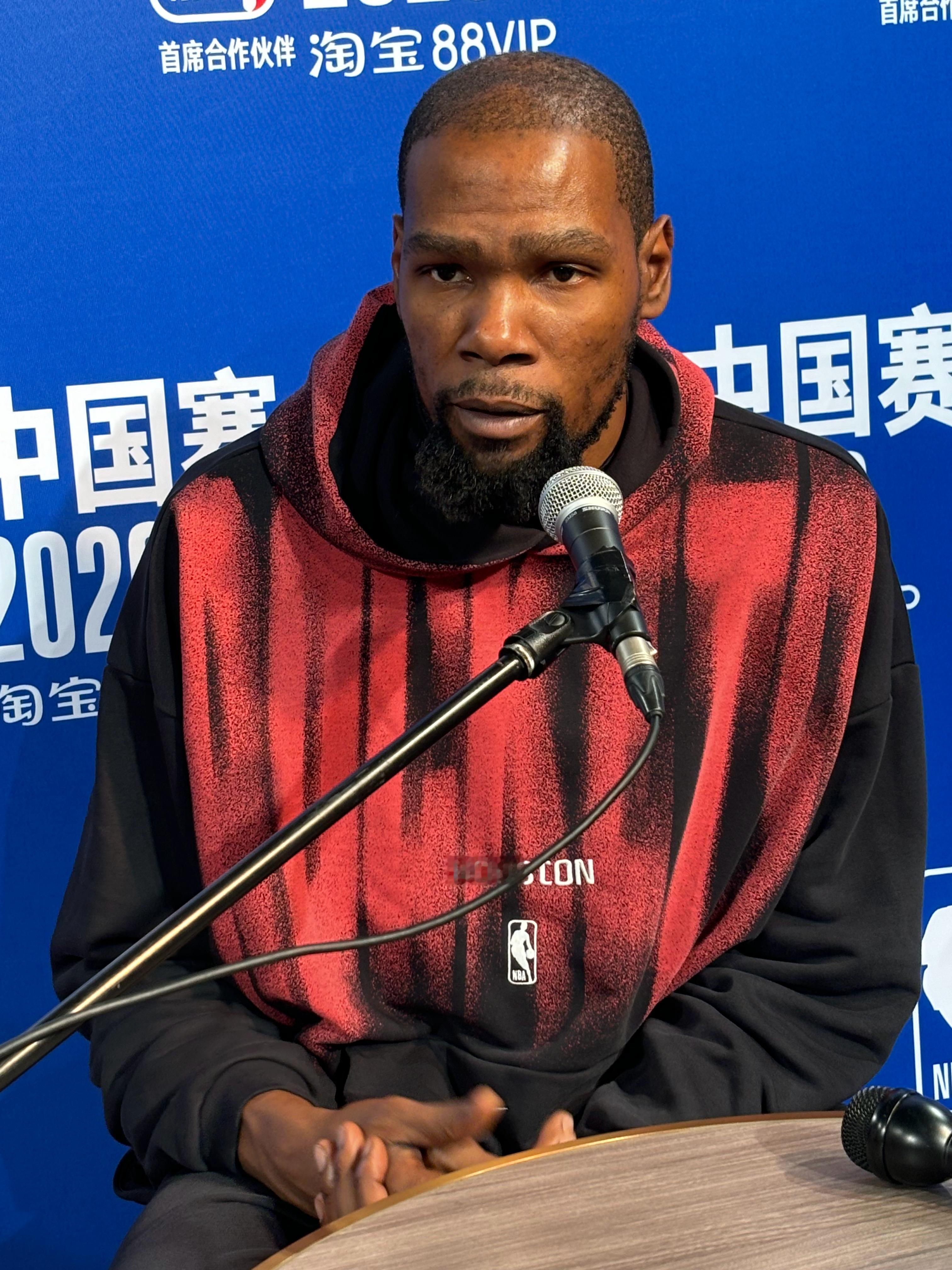 你知道有多近吗[doge]NBA中国赛​​​
