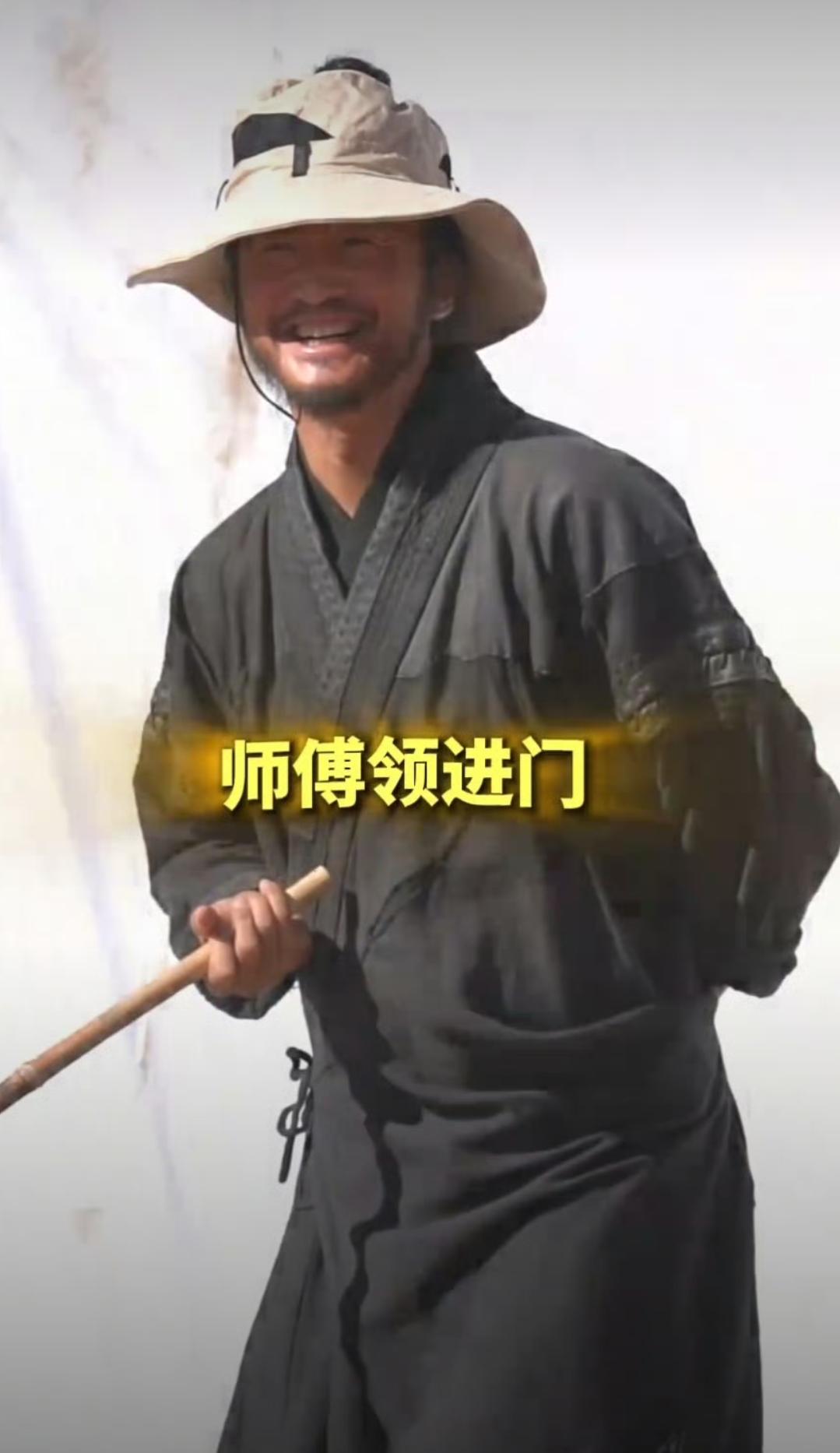 吴京悔教射箭！陈丽君箭箭锁喉笑不活了吴京怕是肠子都悔青了，教谁射箭不好偏教