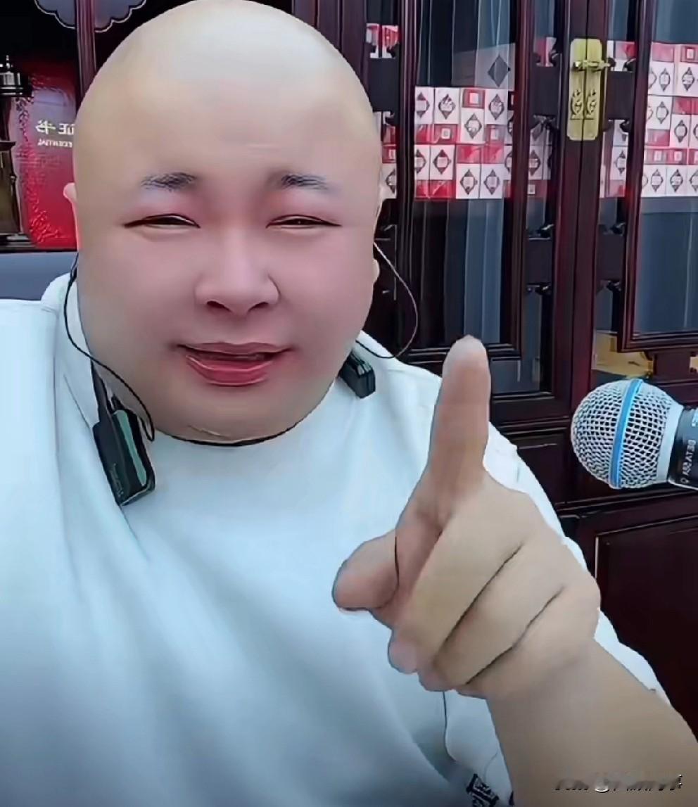 老狗终于忍不住想女儿泪洒直播间，喊话前妻白雨明天开庭，你要的钱我都给你，我额外再