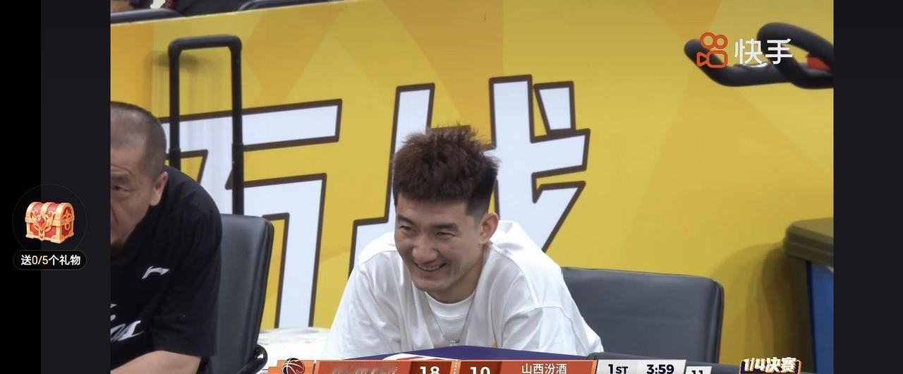 广厦这场球输得不冤，孙铭徽不在场，整个球队的进攻就像断了线的风筝，布朗确实想扛着