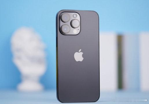 【苹果新品发布会或3月初举办】iPhone17e或维持上代相同起售价2月8日，