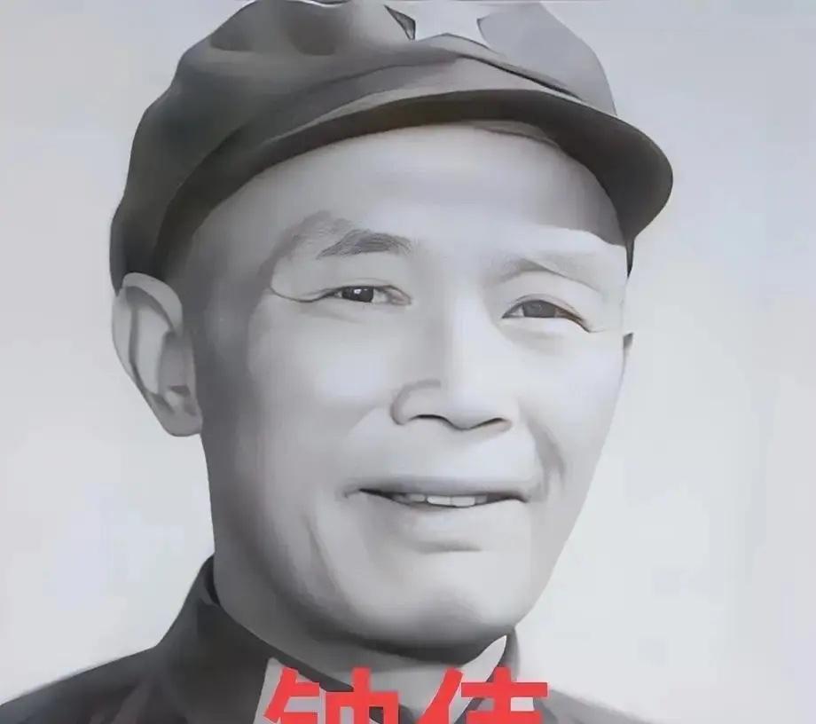 1984年，钟伟病重卧床，黄克诚专程赶来探望，落座后轻声问：“你老家那边，如今