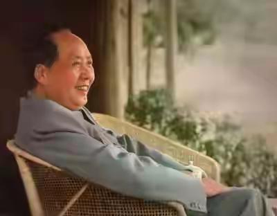 毛主席盛赞刘邦：他赢项羽得天下，靠的是这两大硬实力！毛主席曾精准点评：“汉