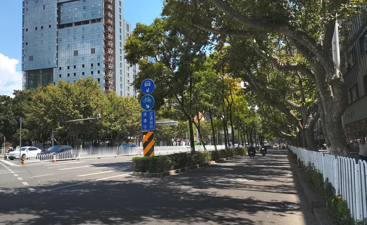 昆明的城建虽然常被人诟病，但它城建中的一个亮点却是全国顶尖的，那就是设计修建出遍