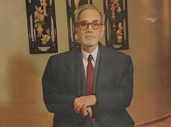 1986年，志愿军战士程立人，失踪三十年后，摇身一变成了阿根廷的富亨，坐拥60万