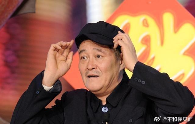 大鹏获百花最佳导演，赵本山却上了热搜，因为他是第53位徒弟！台上没谢师父，热搜却