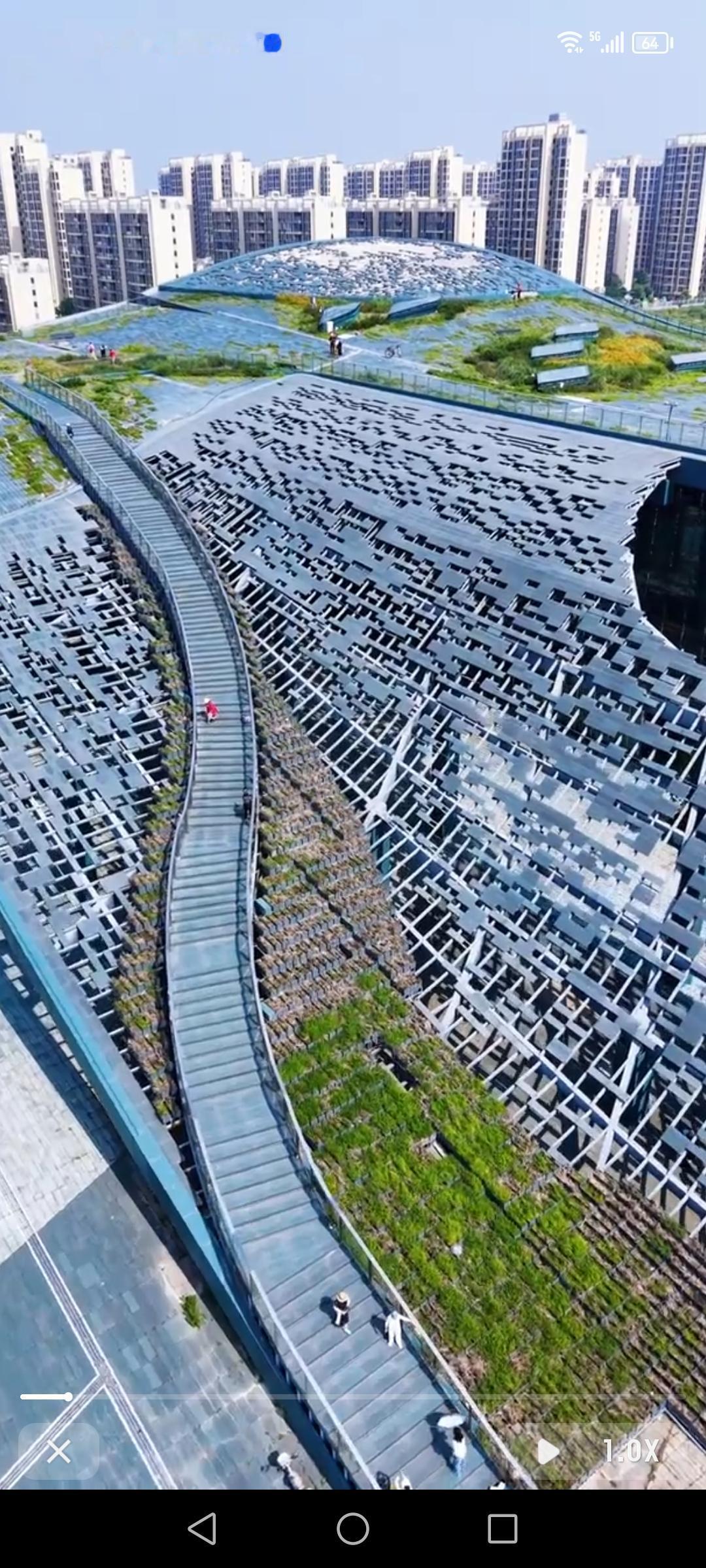 哇塞，武汉中法新城要添“星际战舰”式地标建筑啦！这听着就超酷。想象一下，一座如同