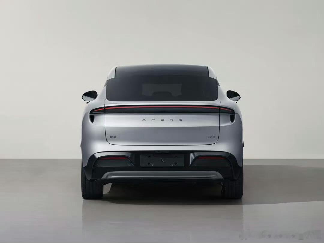 小鹏mona系列SUV，L03外观不重要，重要的是价格