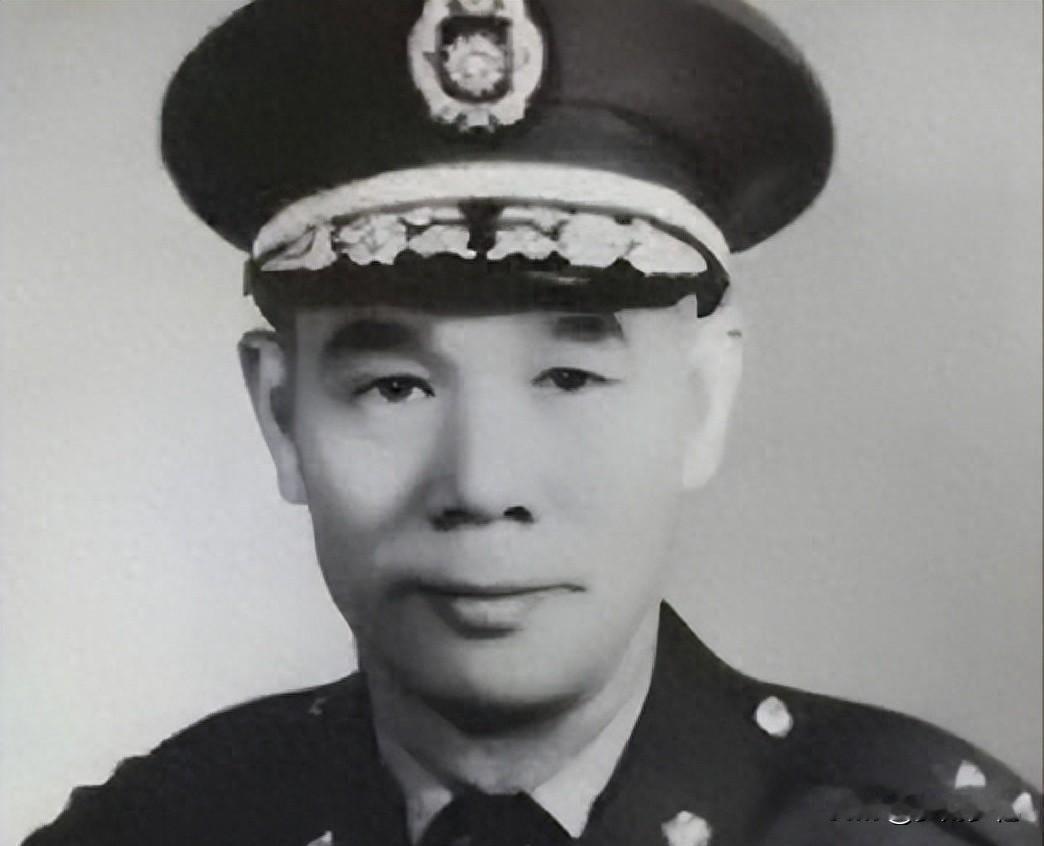 比张灵甫更骁勇，比胡琏更机敏！这名绝世悍将，最终被国民党狠心弃用论作战比张