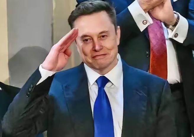 不得不说，马斯克这嘴真是开过光！就在中日关系这么紧张的节骨眼上，他居然直接给日本