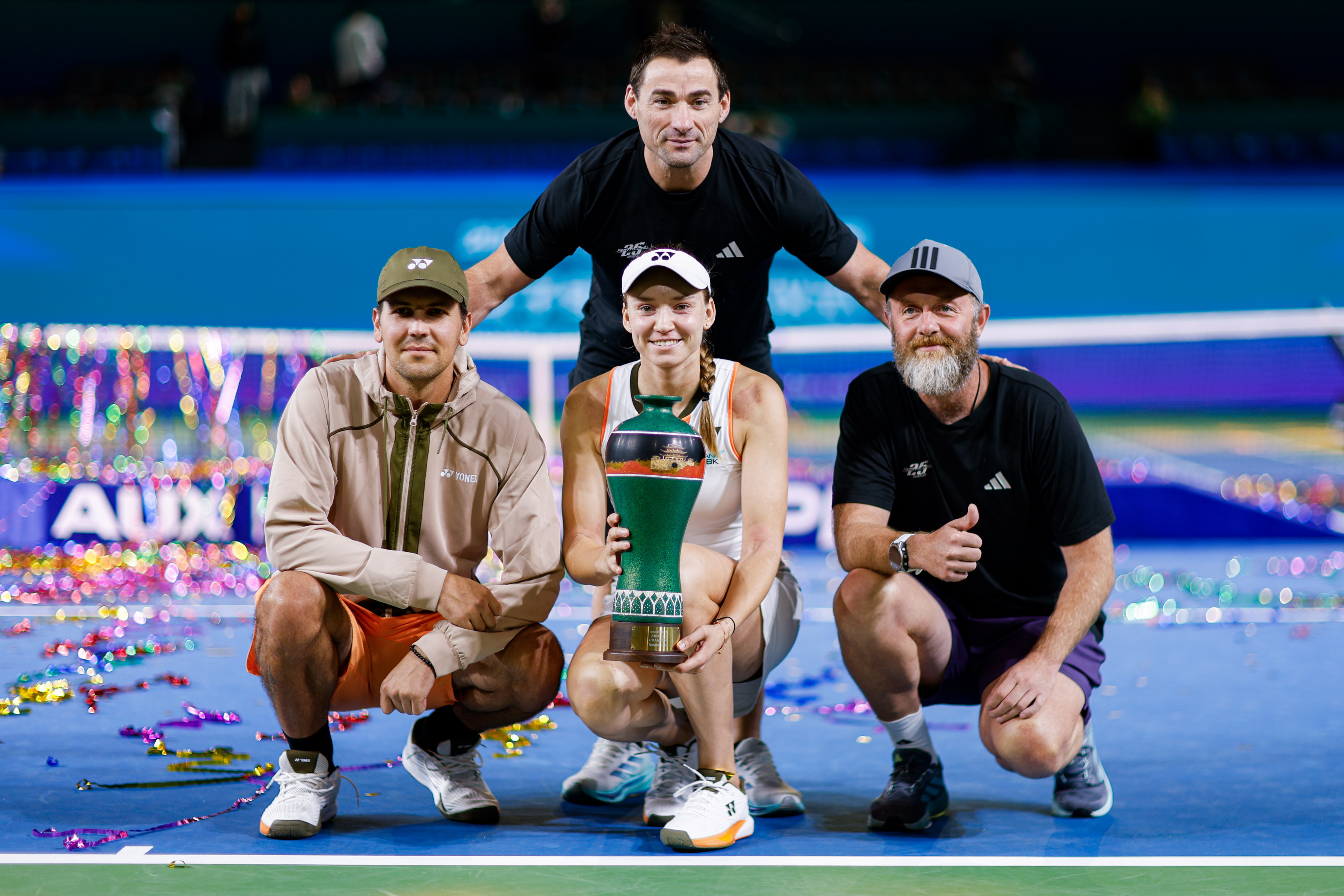 今年武科夫没归队前莱巴金娜战绩：37胜15负、对TOP20是2胜8负、对TOP1