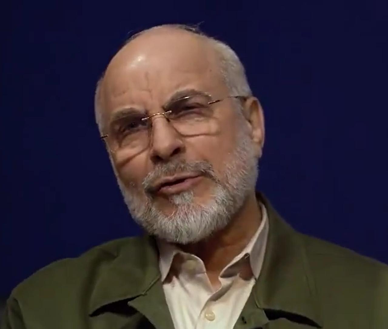 伊朗的议长太牛了：1、美国比伊朗的军事实力更强。2、美国拥有更多的资源、