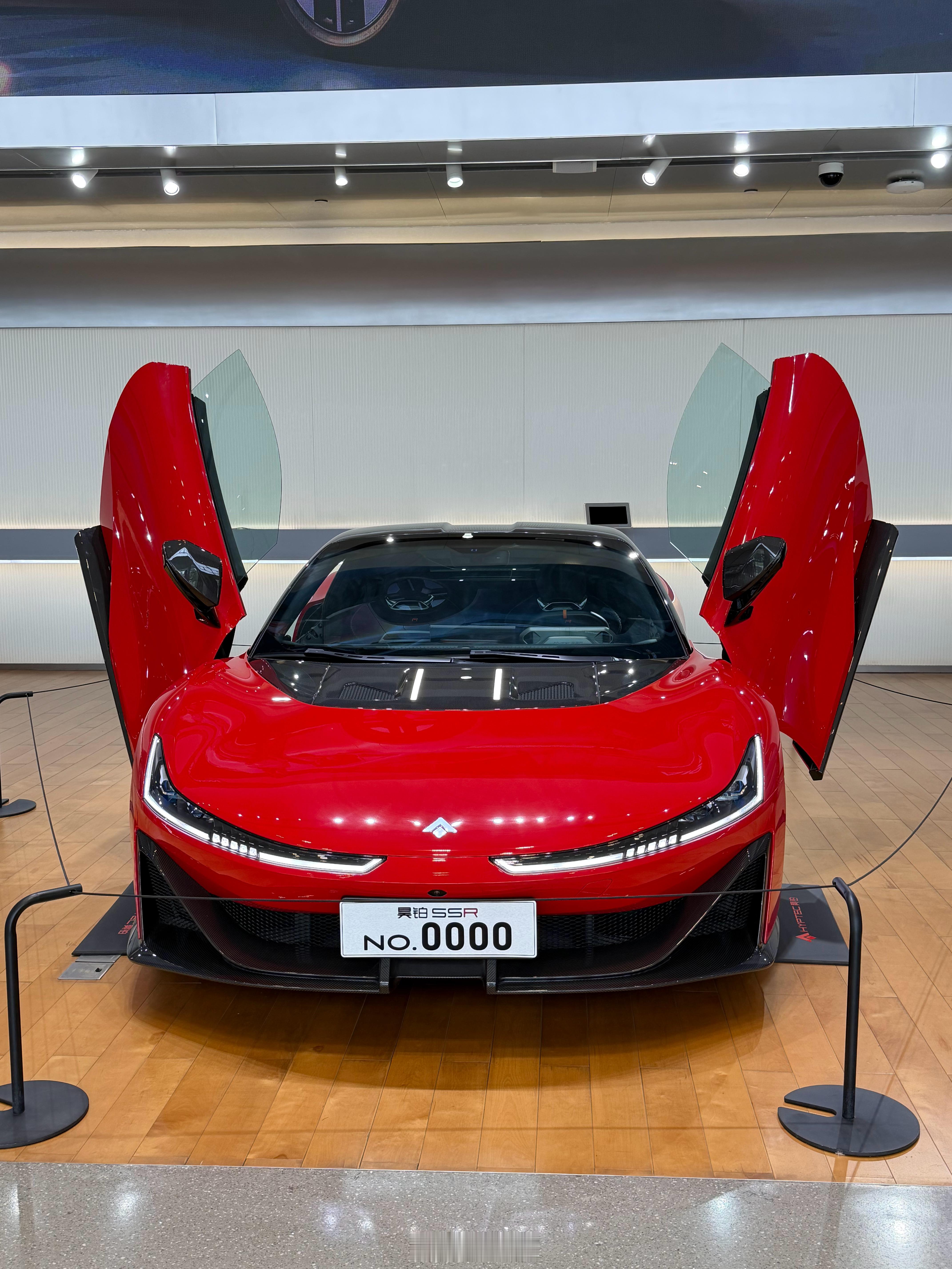 国产纯电超跑昊铂SSR，你们在路上见过吗？昊铂ssr