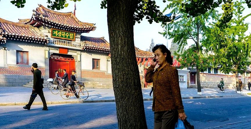 朝鲜为啥没买到中国战机天呐！为啥巴铁能买中国战机，朝鲜却