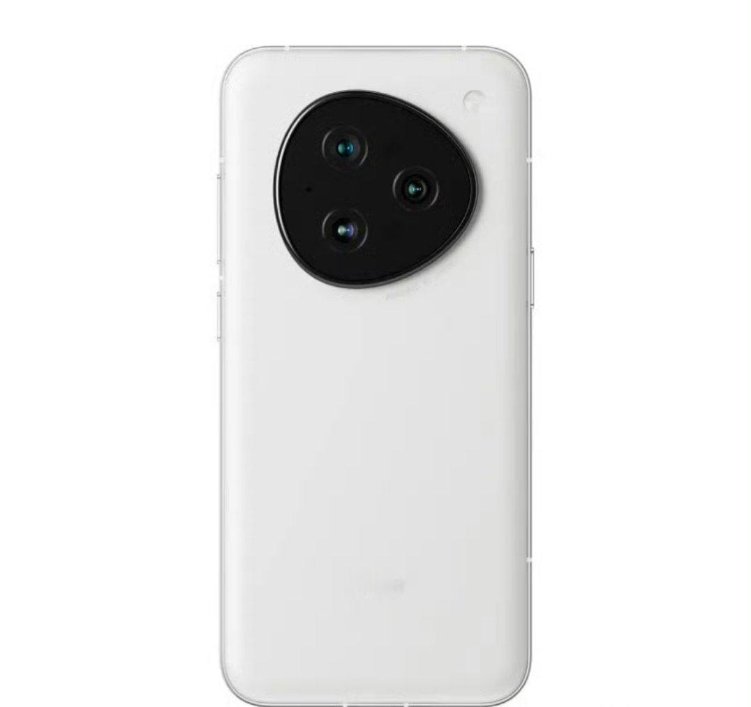 字节跳动和努比亚联手打造的全球首款AI手机来了！有没有可能成为“傻妞”魔幻手机的