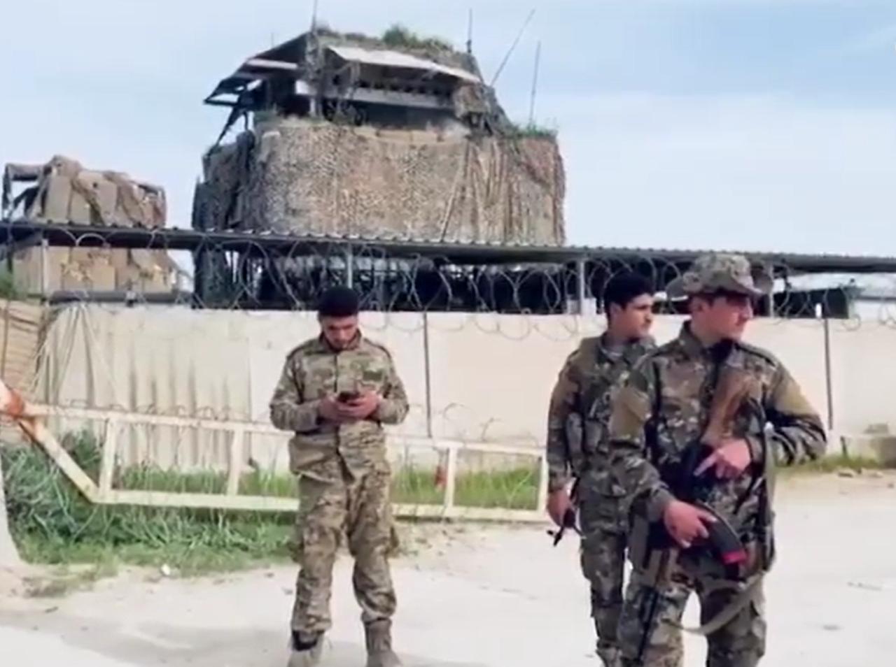 叙利亚过渡政府，正式接管美军在叙利亚的所有基地。看到这个消息，估计最不开心的