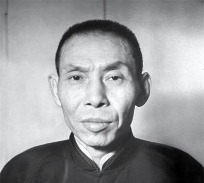🌞1922年，黄金荣不顾林桂生，铁了心要娶露兰春，杜月笙在一旁劝道：“大哥