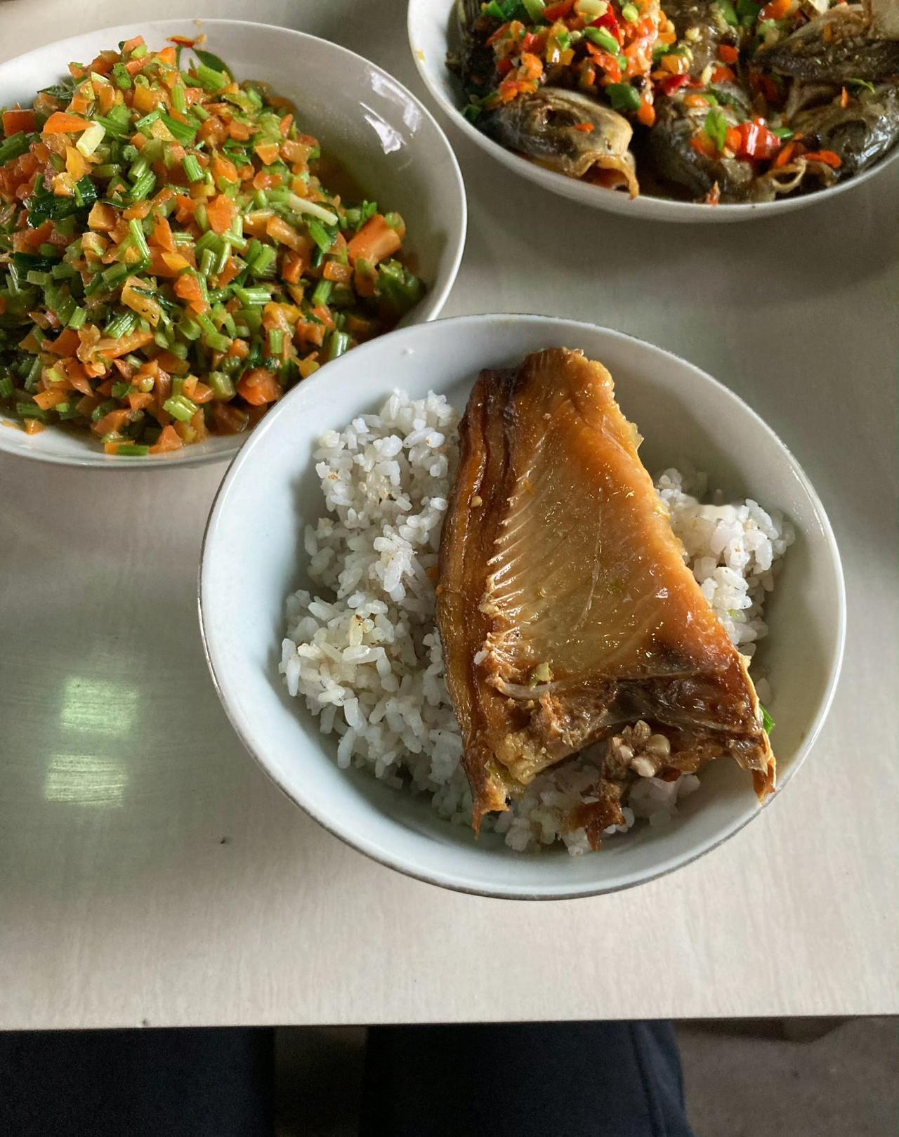 回老家，听风，看云，做个懒骨头！