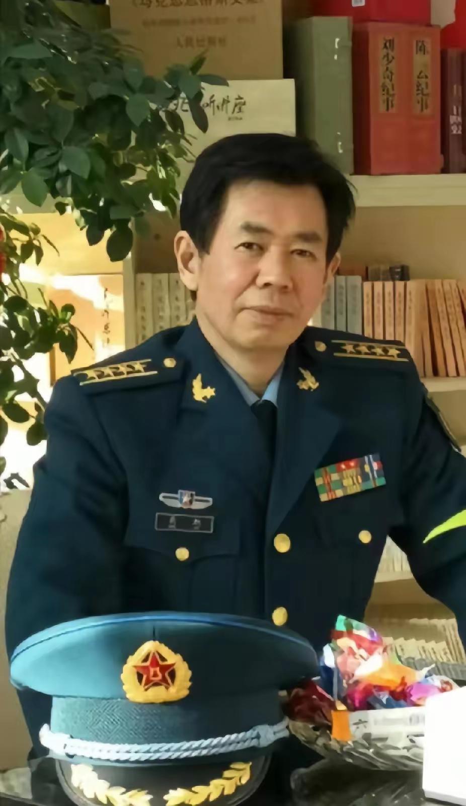 这两天关于戴旭的风向那是相当的不对劲。​感觉背后有一双无形的黑手，正准备要把