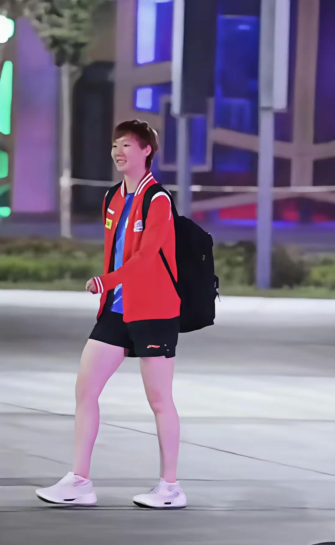 锁定12月28日11:00乒超联赛总决赛女团决赛山东鲁能对战深圳大学大