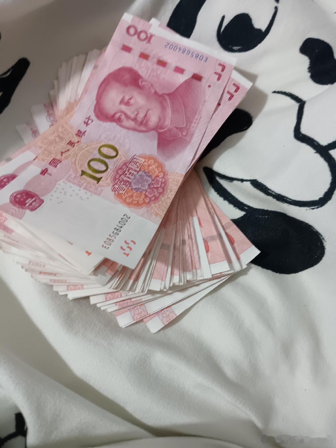 上班后才意识到攒一万有多难。