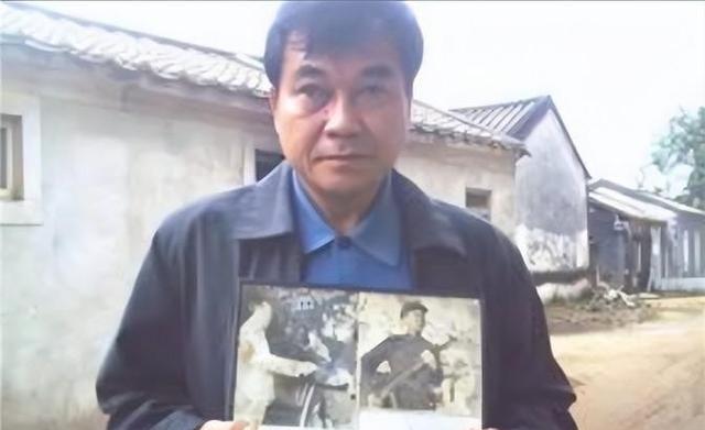 不行！那可是毛主席送我的！1981年，儿子欲要向公安部门上缴家里的冲锋枪，老人大