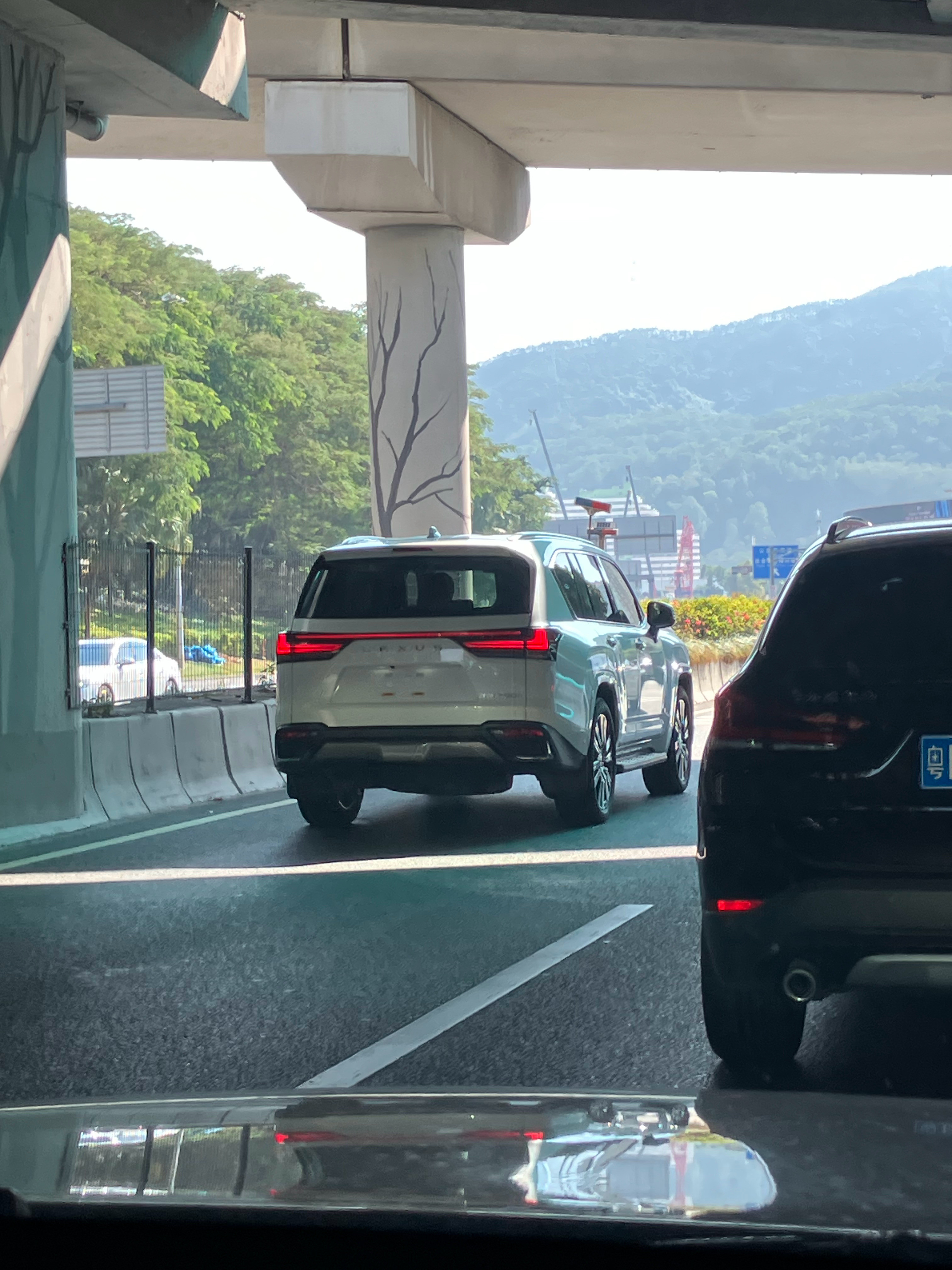 LX700h，第一次看见。