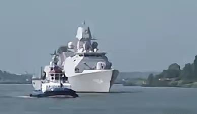 卢克文谈荷兰军舰闯南海这事，之所以这样肆无忌惮，也是有特殊的原因。荷兰不远万