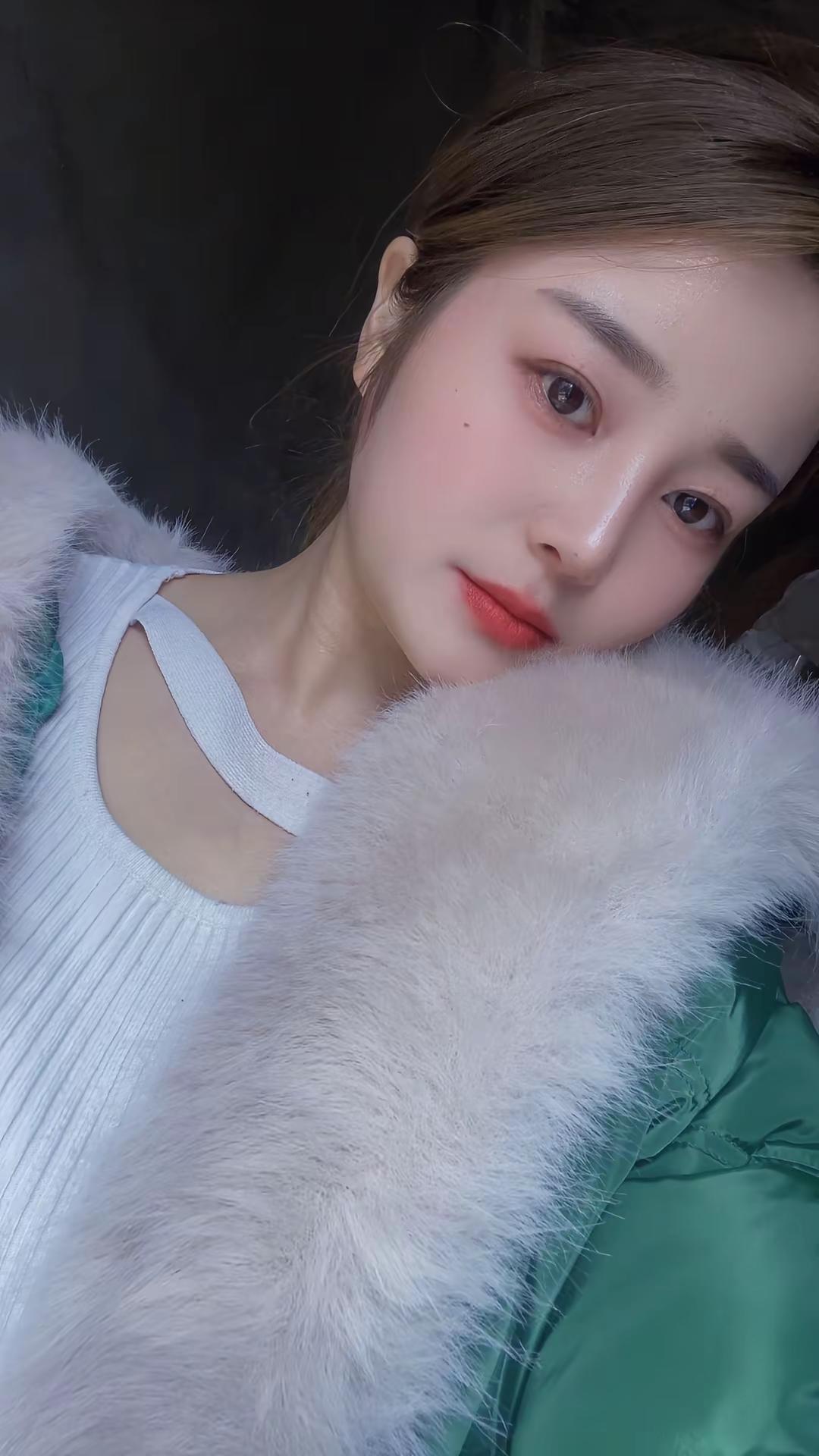 心里的痛只有自己知道…