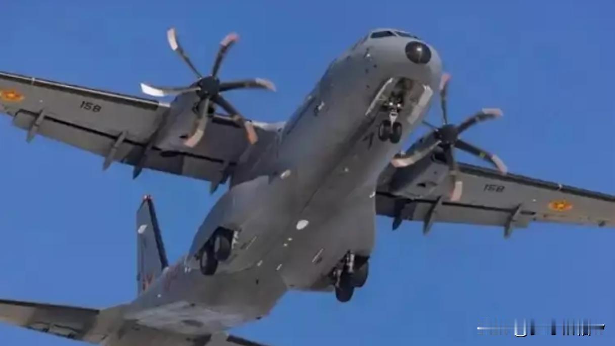 C-295运输机于1997年11月首飞，从这个角度来说，C-295算是一款较为年