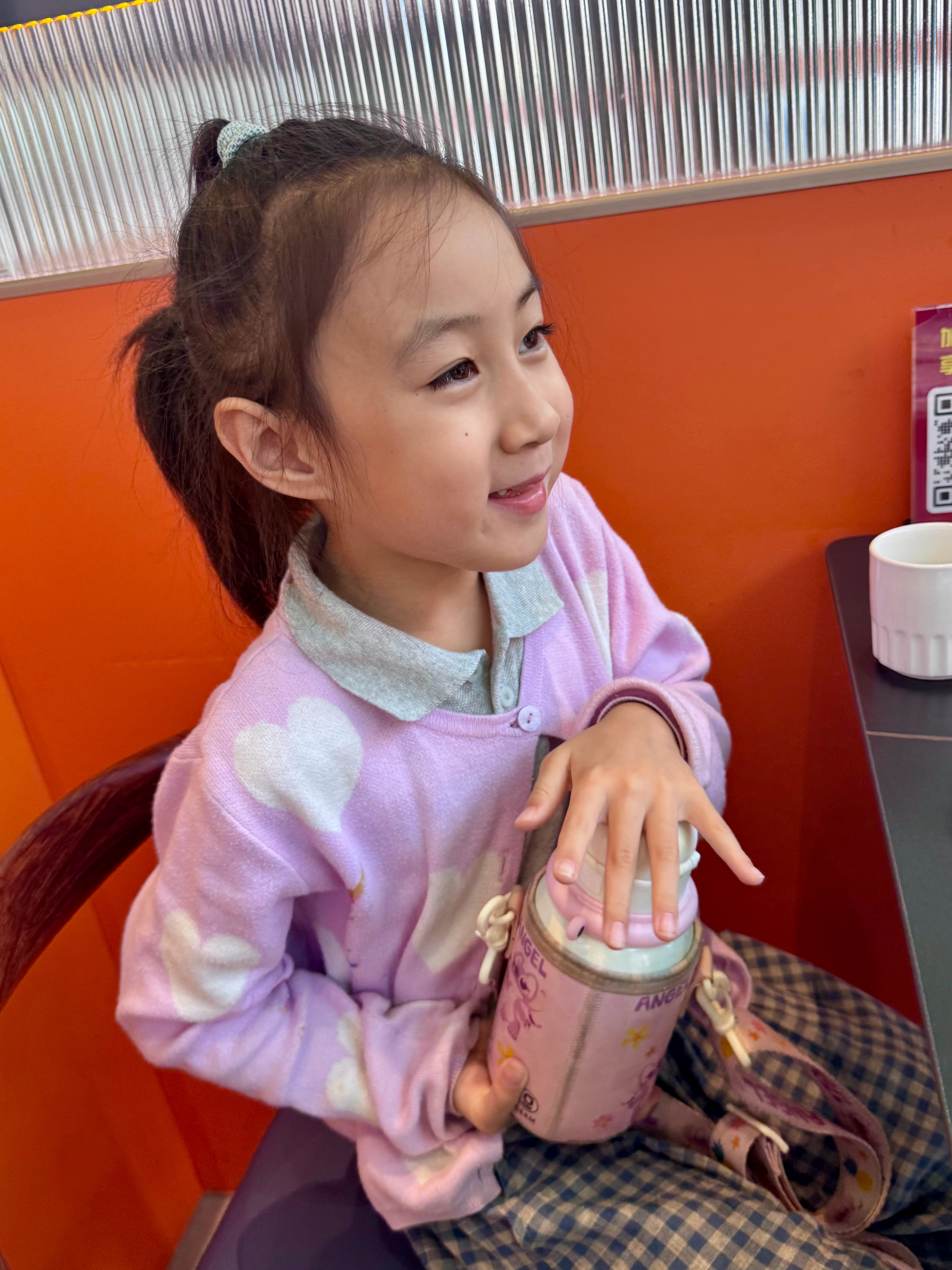 吃饭吃迷糊了