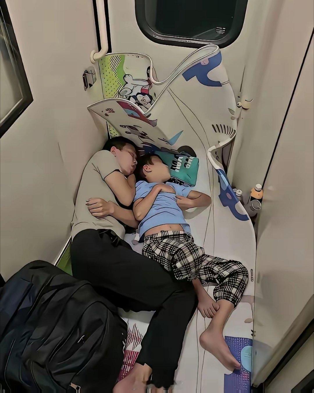 有钱人家的孩子，跟穷人的宝宝，区别不是只有一点点。