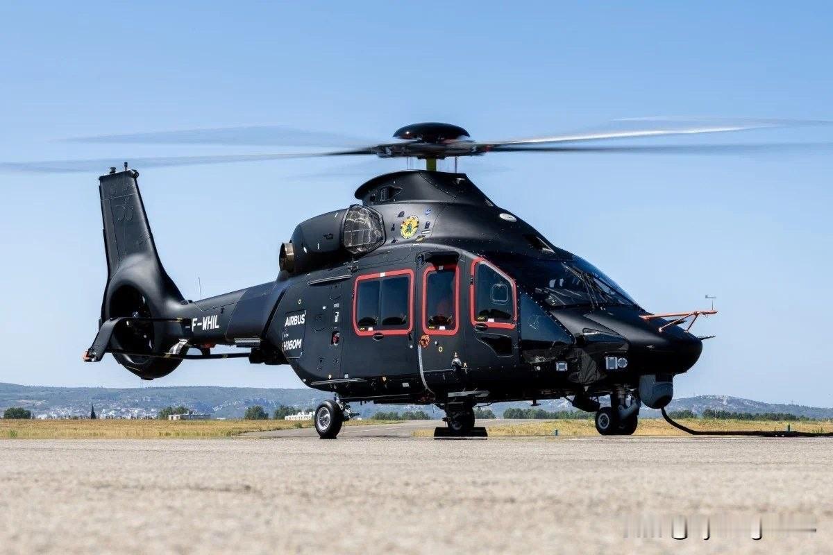 🚁🇫🇷空客直升机公司完成了第二架H160M“猎豹”原型机的首次飞行测试