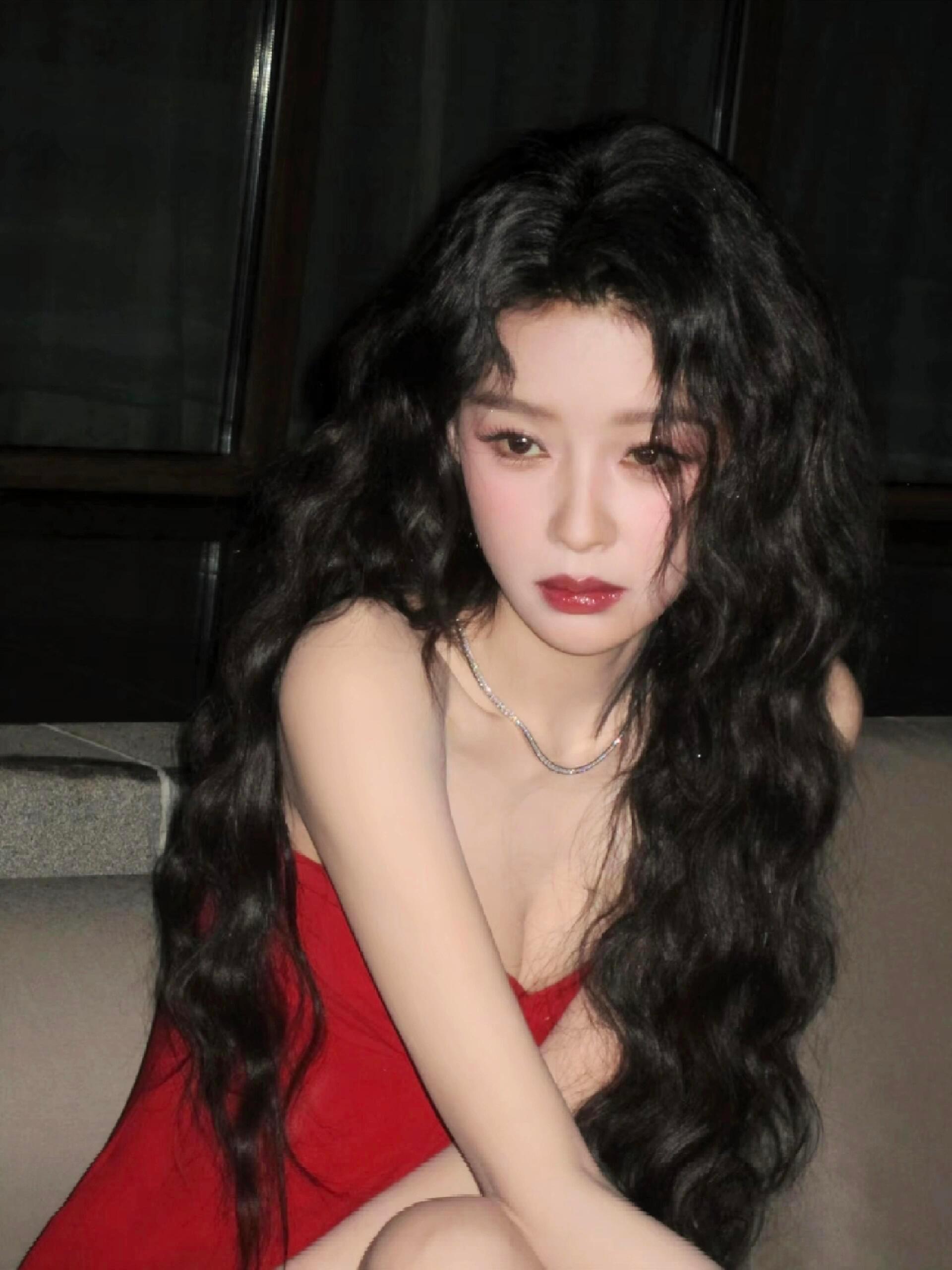 孙怡陈瑶你俩帅晕我了孙怡陈瑶穿白色西装？这不是要把我帅到直接进ICU吗？双A门