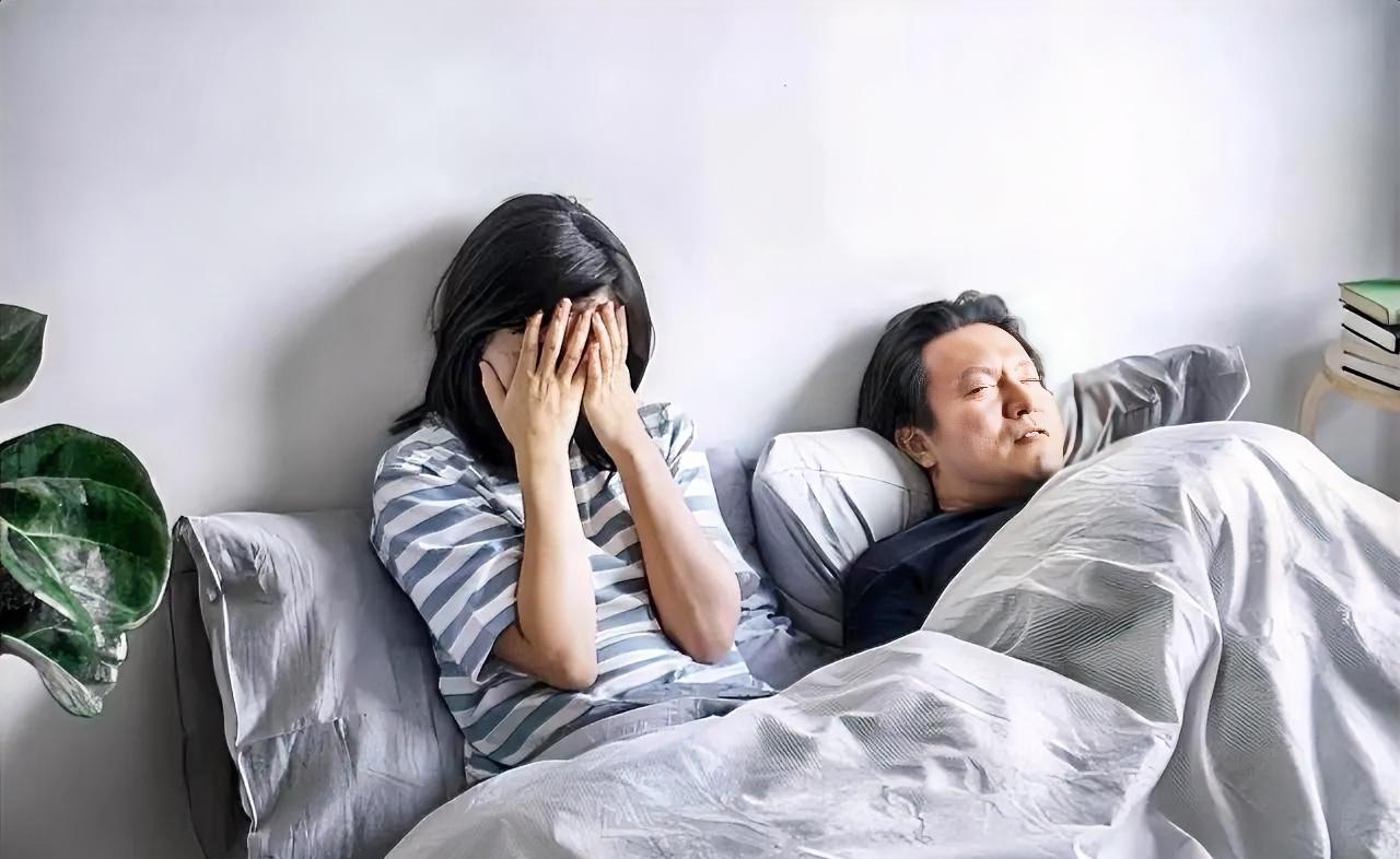 男人碰过野花后，再看妻子是什么感觉？真相很扎心。婚外情过后，他对妻子的感