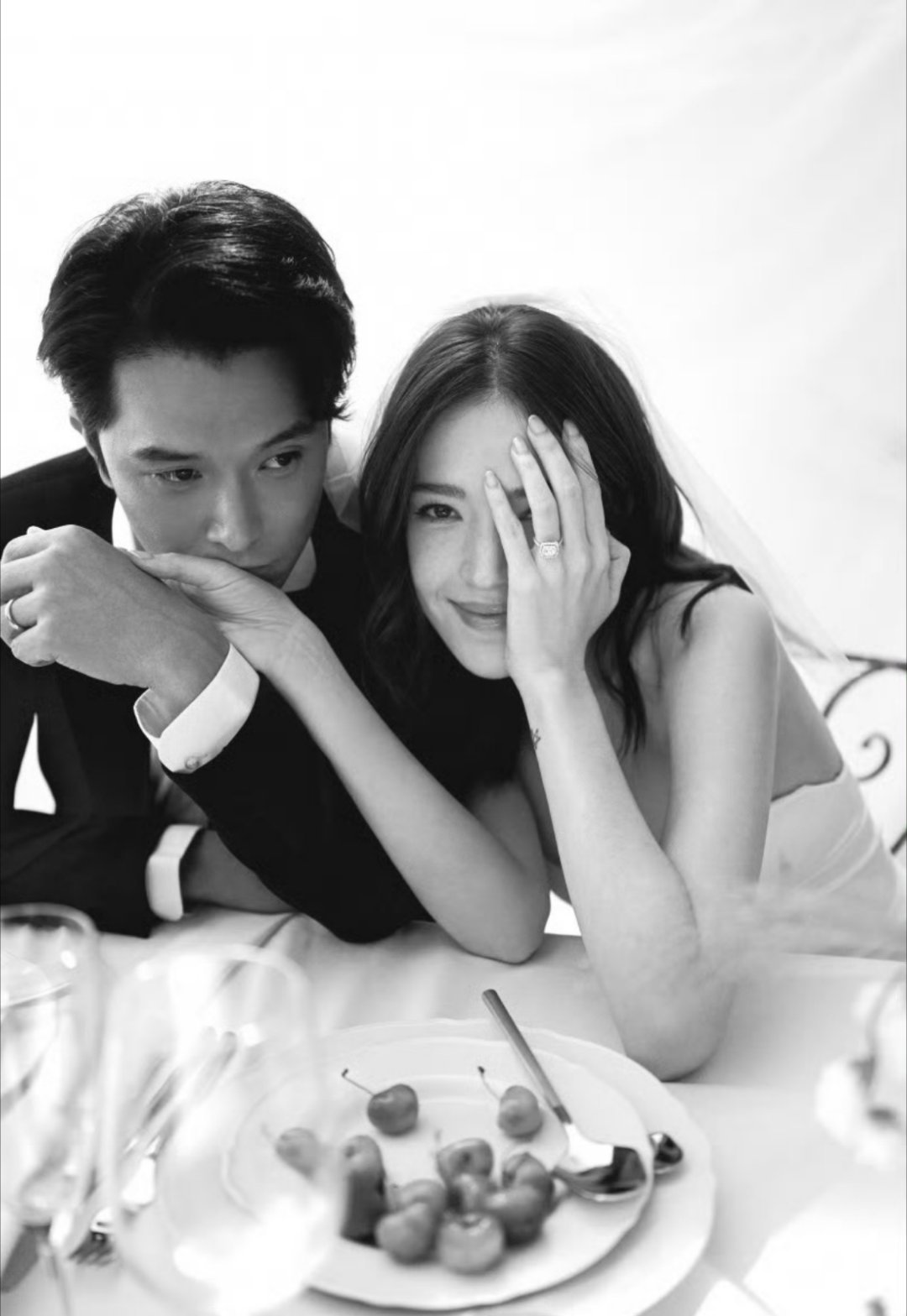 很美很酷的婚纱照期待11.28的婚礼💒～